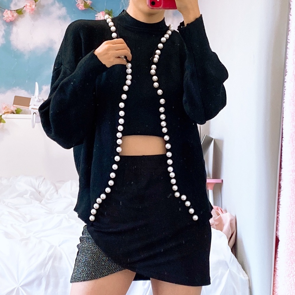 (SALE) Black Pearl Sweater Cardigan Thick Small Hook Closure - Picture 6 of 8